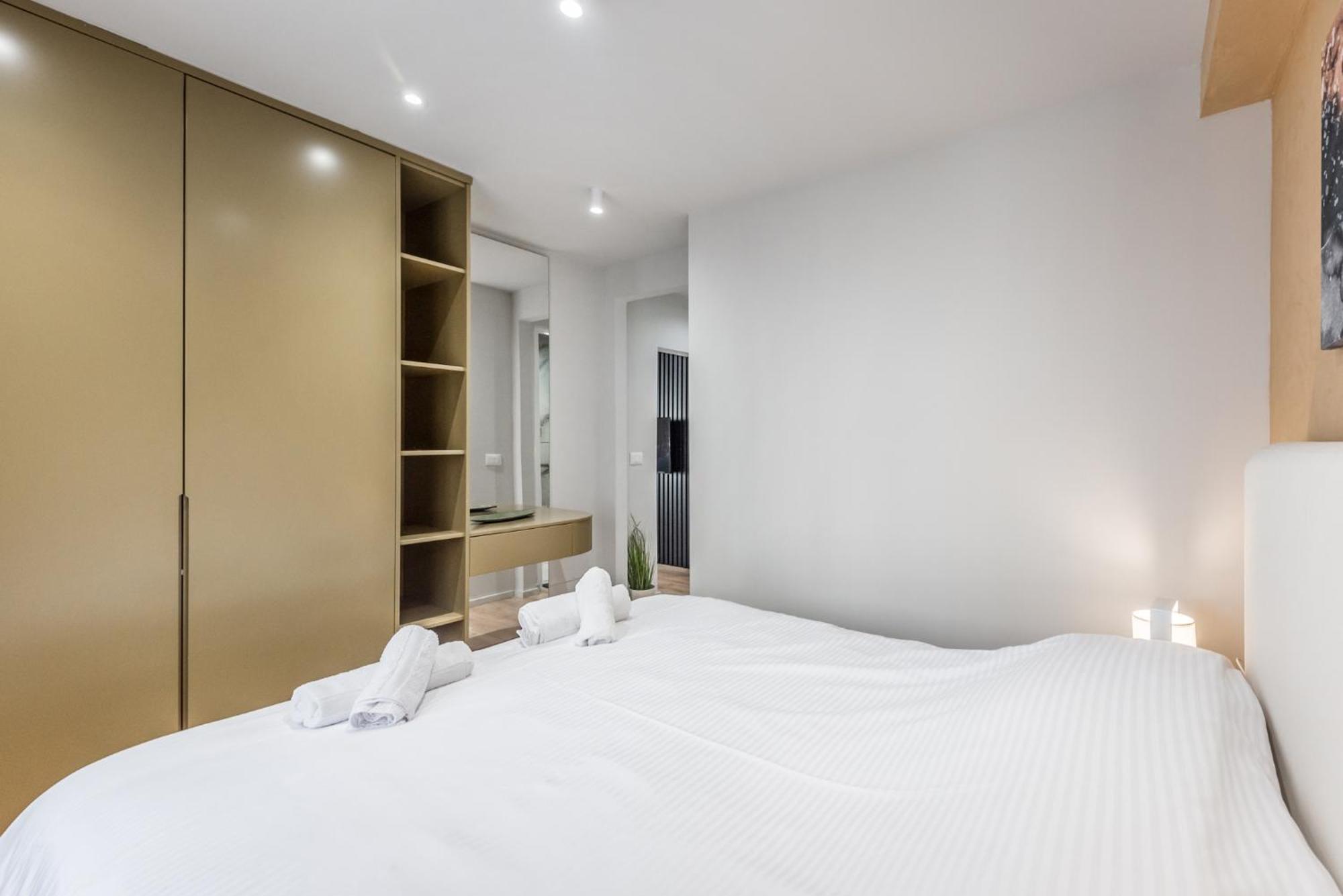 Pazari I Ri - 1 Bedroom Loft تيرانا المظهر الخارجي الصورة
